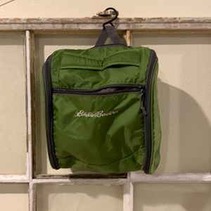 Eddie Bauer toiletries travel cosmetic bag